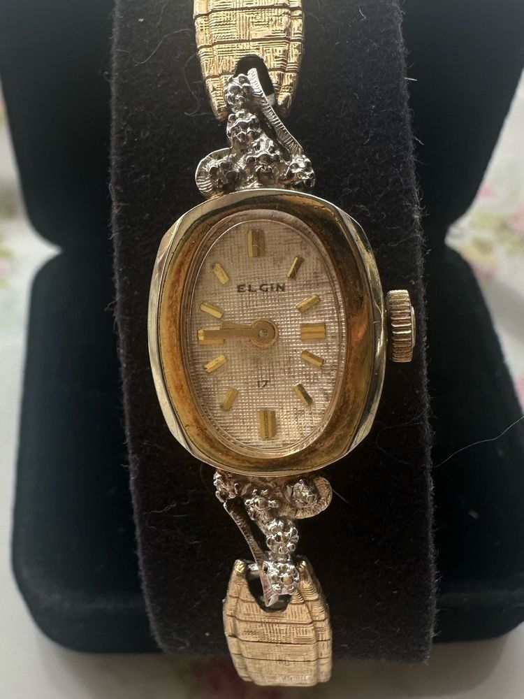 Elgin Women'S Wristwatch