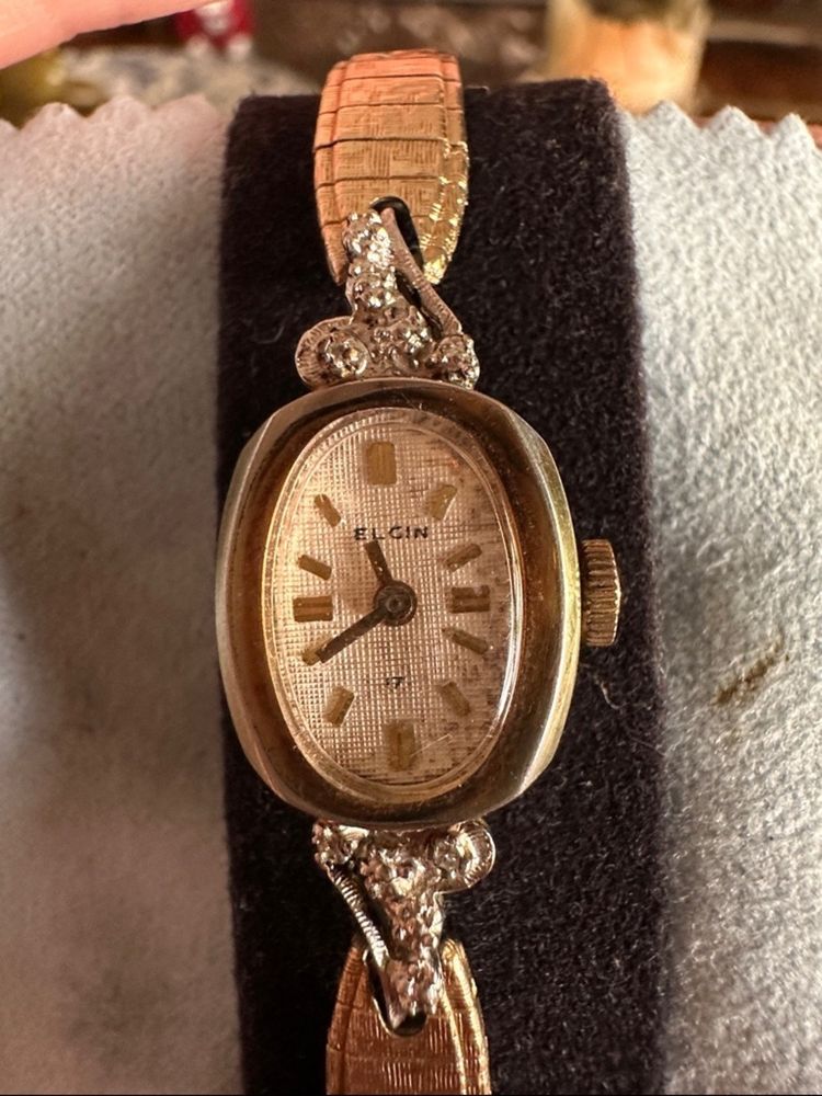 Immagine di Elgin Women'S Wristwatch 4