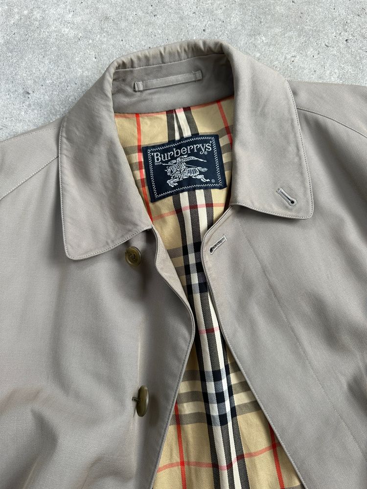 Immagine di Burberry 1990s Pure Tasmania Wool High Neck Trench - L 7