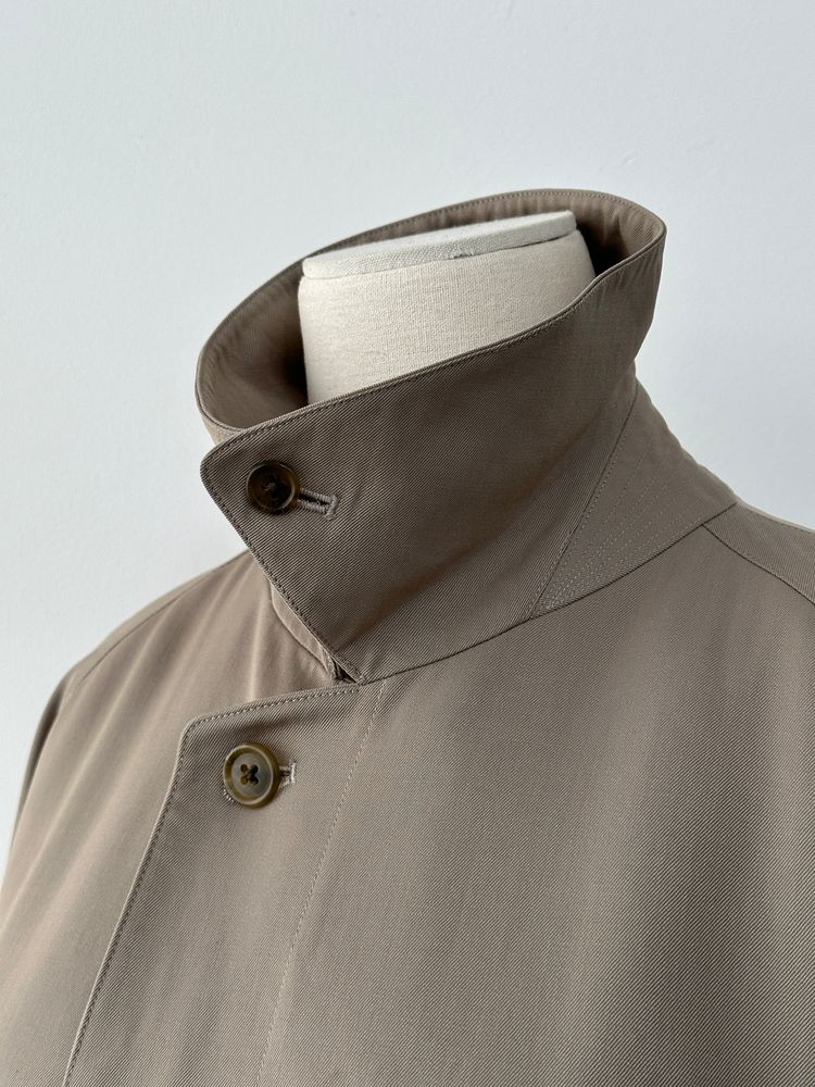 Immagine di Burberry 1990s Pure Tasmania Wool High Neck Trench - L 14
