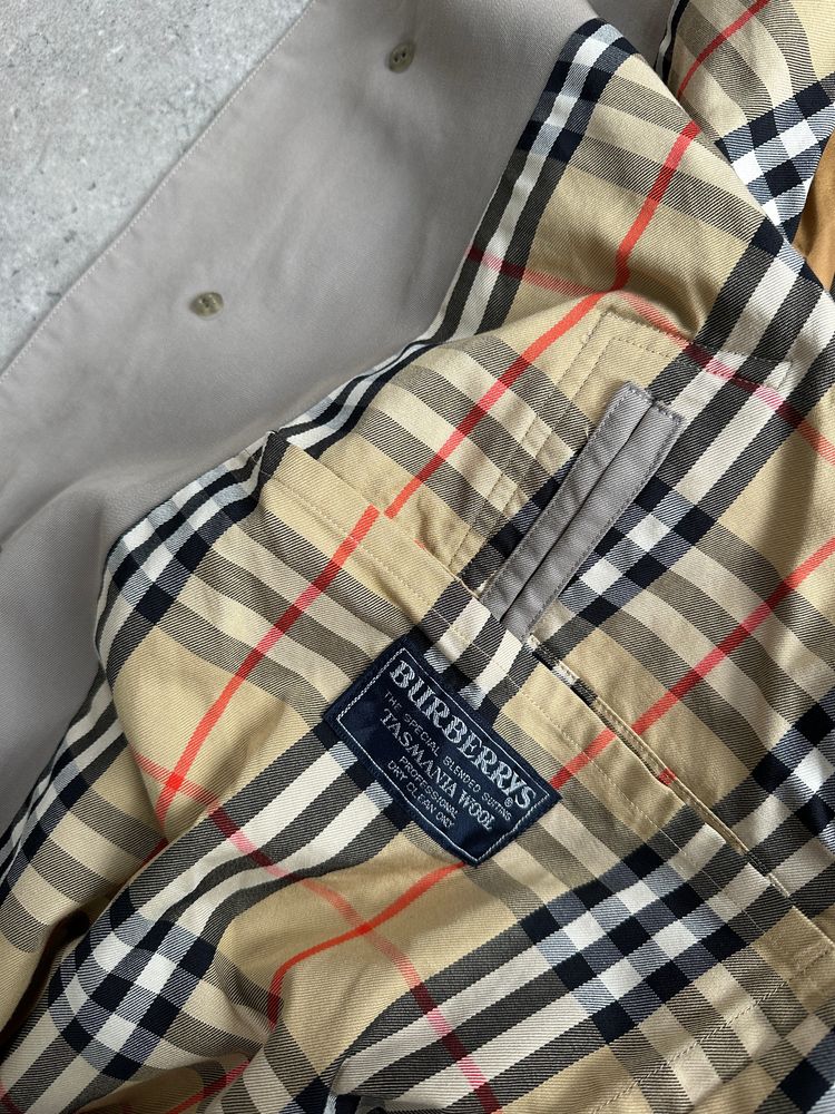 Immagine di Burberry 1990s Pure Tasmania Wool High Neck Trench - L 5