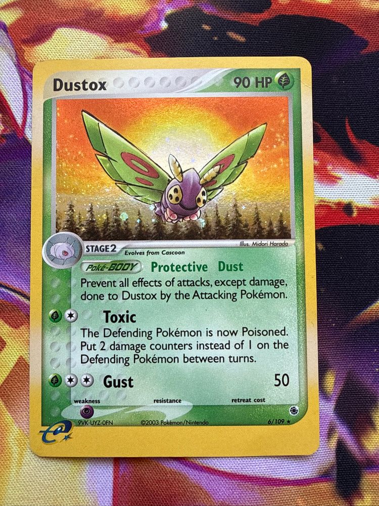 Dustox Pokémon Trading Card image 1