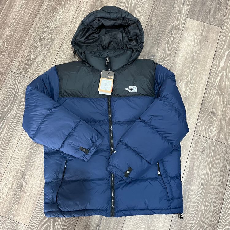 The North Face Men'S Navy And Black Puffer Jacket