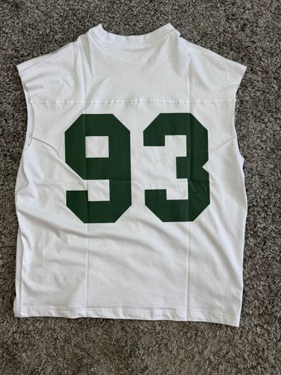White Sleeveless Shirt With Number 93 Print