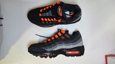 Nike Air Max 95 Sneakers