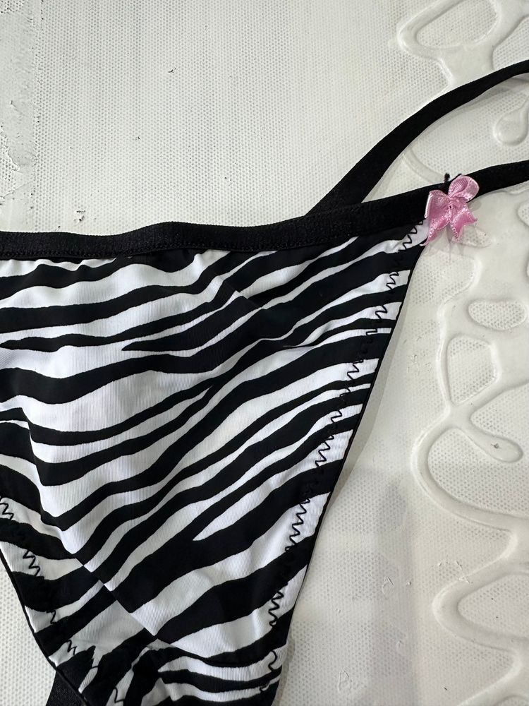 vintage edit: valentine’s day | medium black zebra print thong image 5