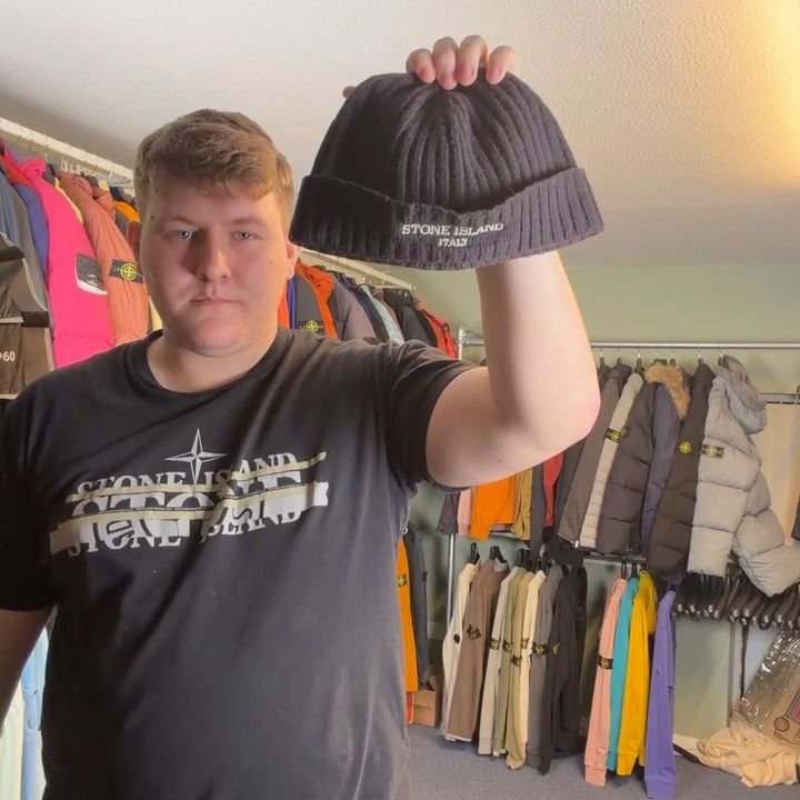Other si black beanie one size product image