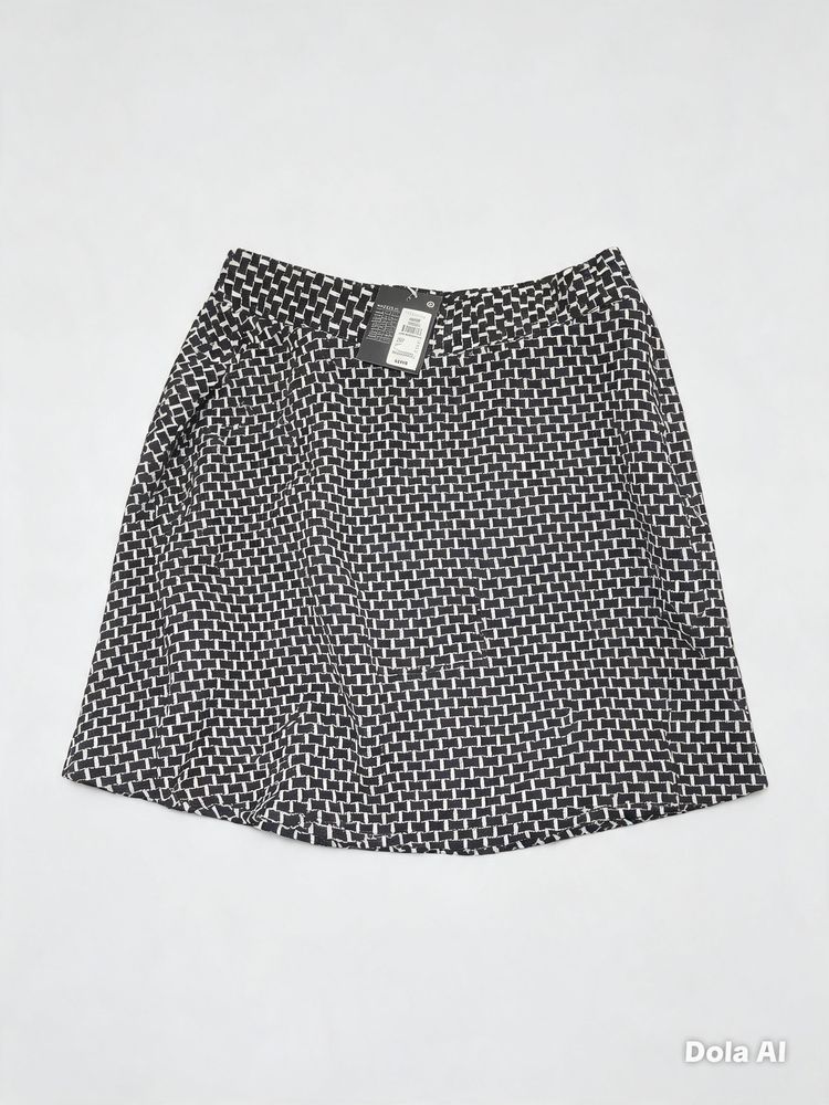 Black And White Patterned Skirt image 2