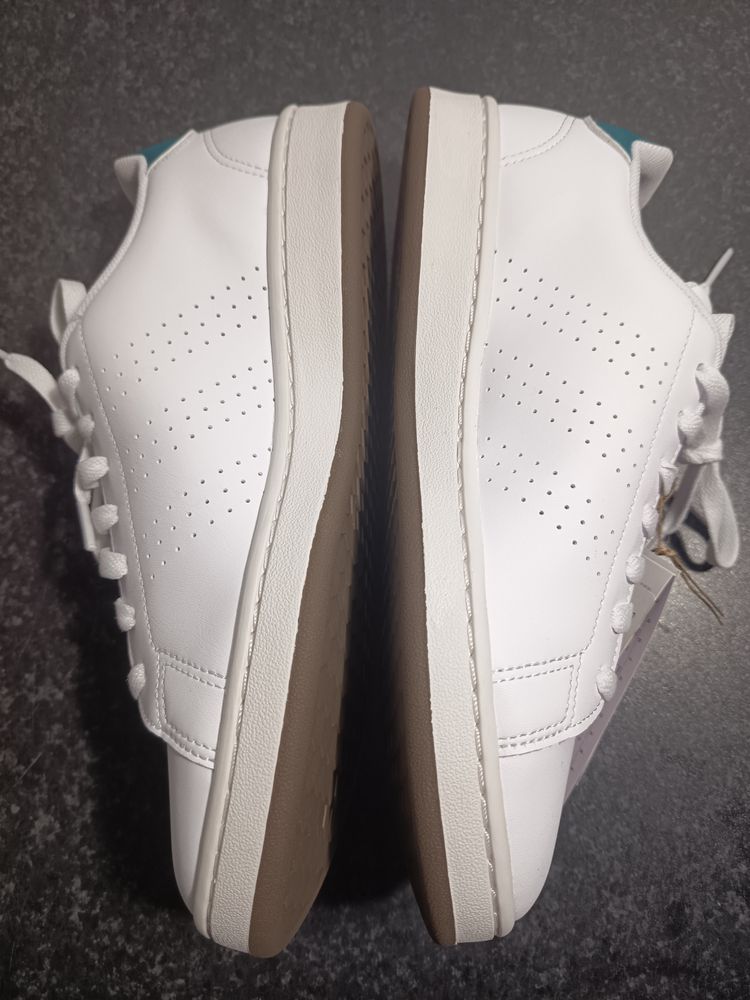 Adidas Advantage White Sneakers 3