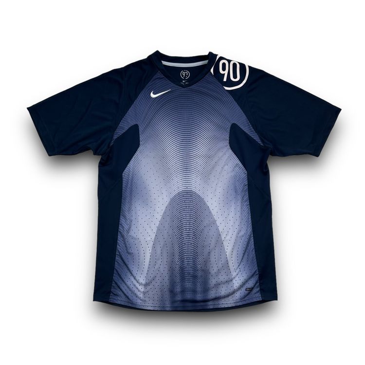 uppernostril Nike 2000's graphic total 90's hue tee (L) product image