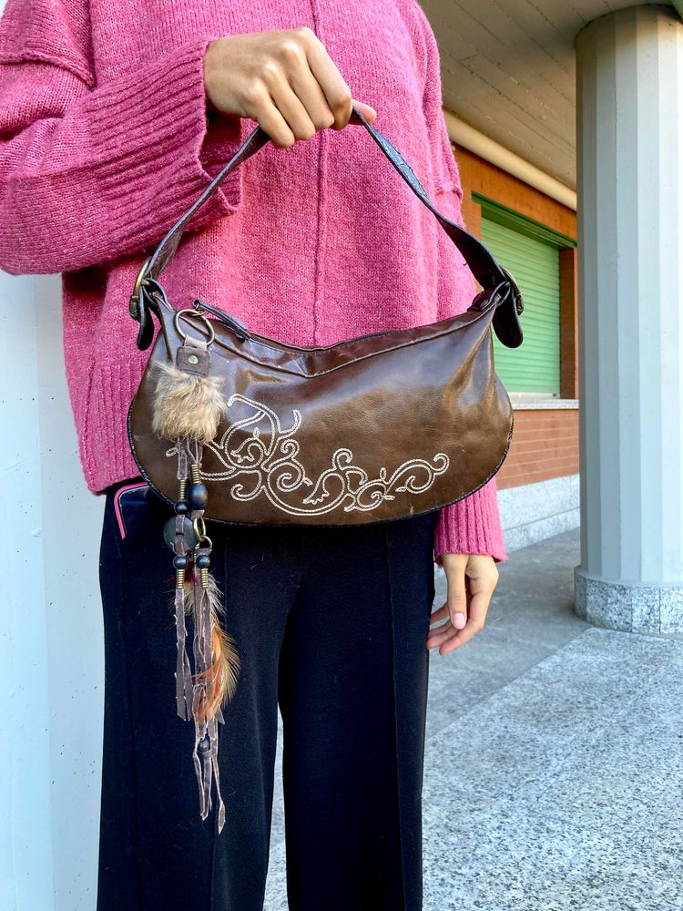 Brown Leather Handbag With Decorative Embroidery And Tassel