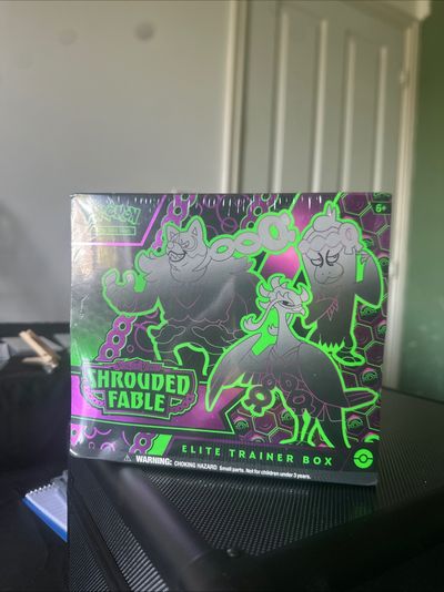 Pokémon Tcg Shrouded Fable Elite Trainer Box