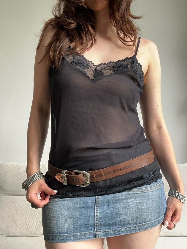 Immagine di Black Lace Trim Sheer Camisole Top 3
