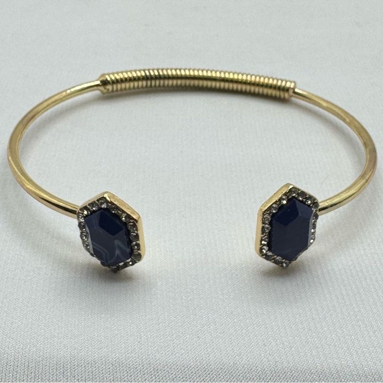 Gold-Tone Open Bangle Bracelet With Blue Gemstone And Rhinestones obraz 3