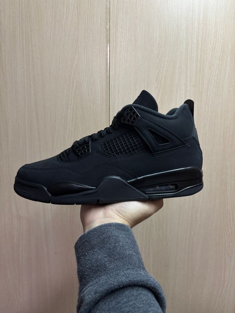 Jordan 4 Black Cat 42,5