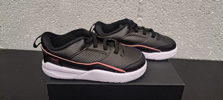 Jordan Flight Court (TD) UK 7.5 EUR 25 Black Pink Gaze White Brand New Full Box image 1