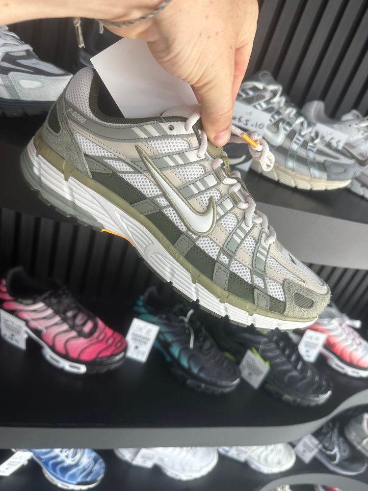 Nike Men's p6000