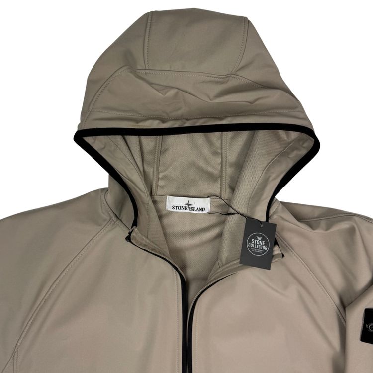 Immagine di Chaqueta Stone Island Light Soft Shell-R e.dye Technology in Recycled Polyester beige - talla 2XL 6