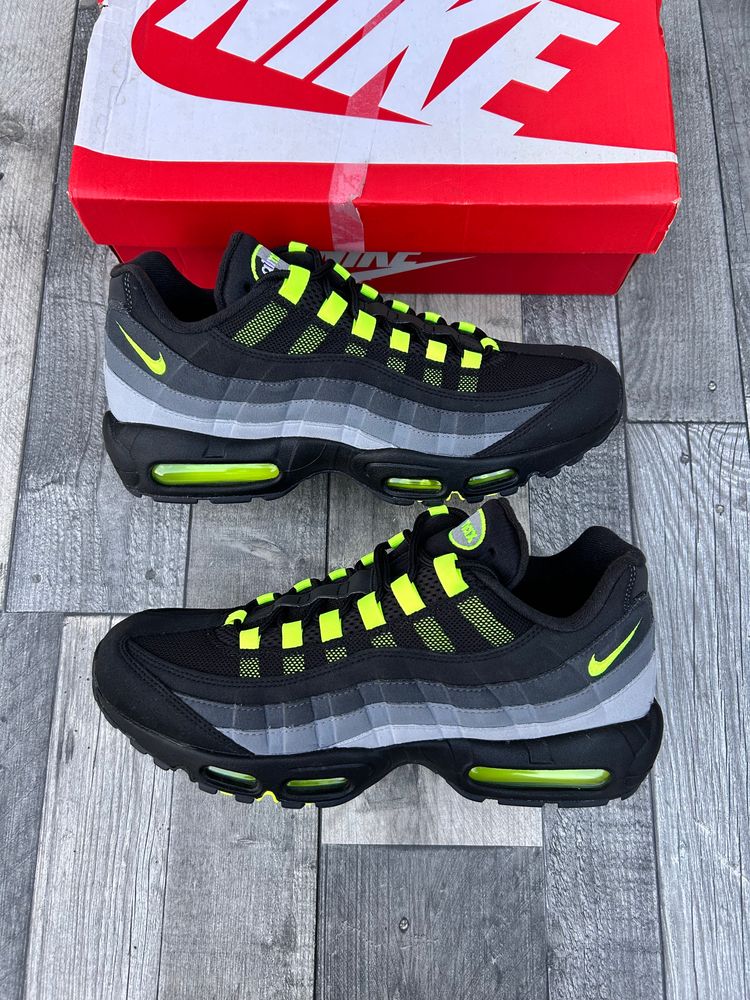 Nike Air Max 95 JD Trainers ‘OG Reverse Neon’ - Size UK 10 