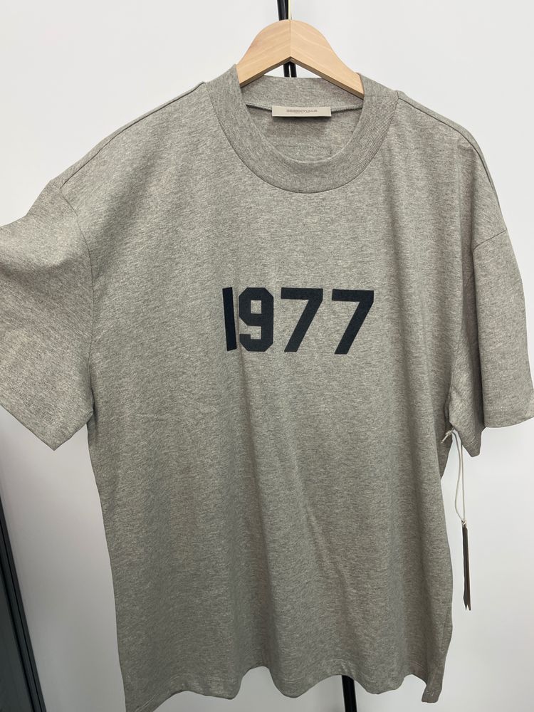 Essentials Grey T-Shirt With 1977 Print product image