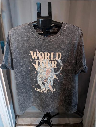 Zutter World Tour Leopard Acid Wash Grey T Shirt Size L