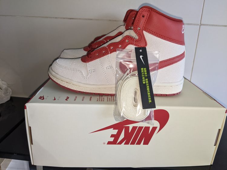 Nike Nike Air Jordan 1 Retro High OG White Red Sneakers product image