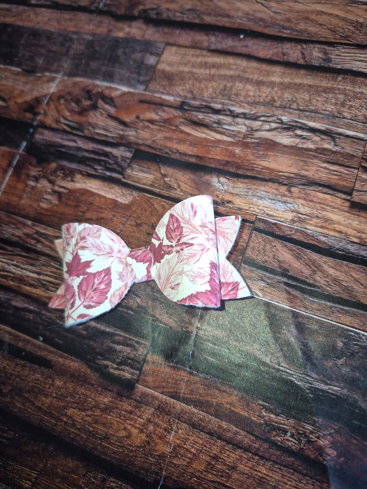 Autumn leaves medium bow