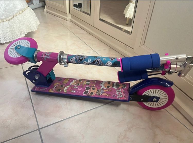 Other Lol Themed Kids Scooter product image