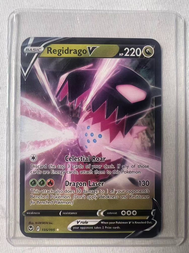 Regidrago V Pokémon Trading Card imagen 1
