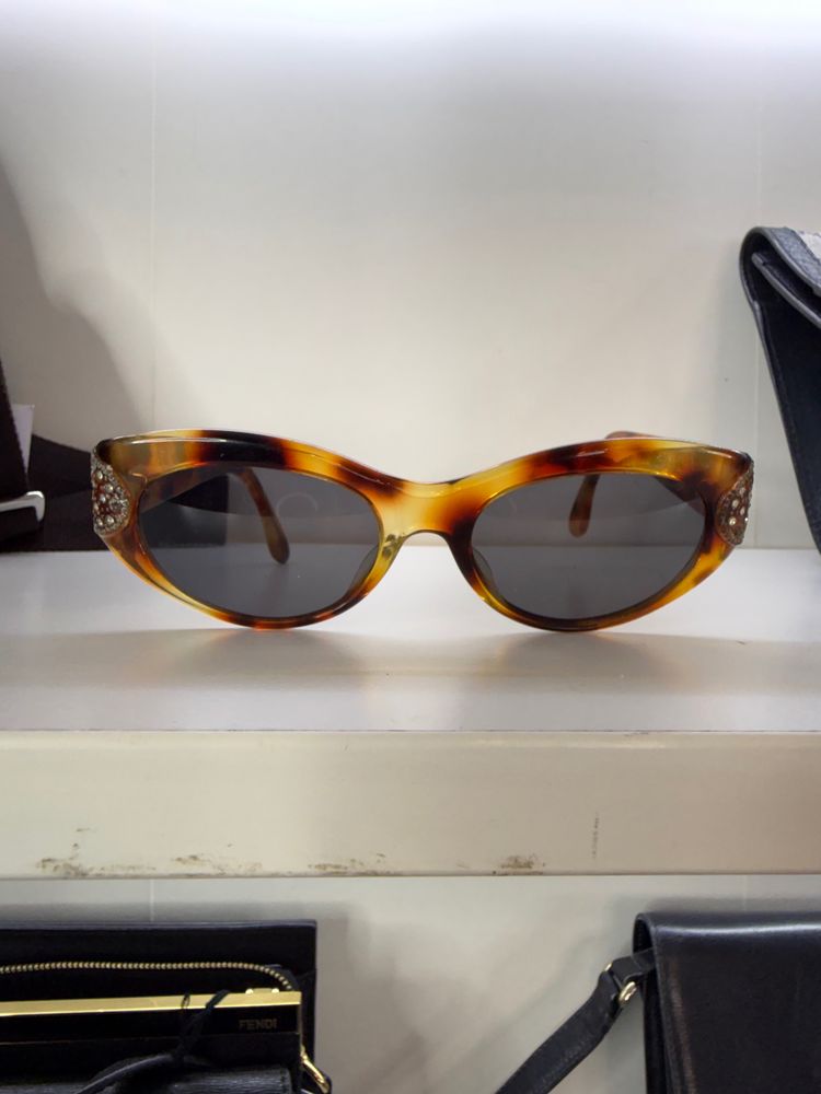 Tortoiseshell Oval Sunglasses