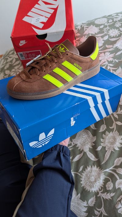 Adidas Muenchen - UK 6.5 - Brand New Full Box - £105 rrp