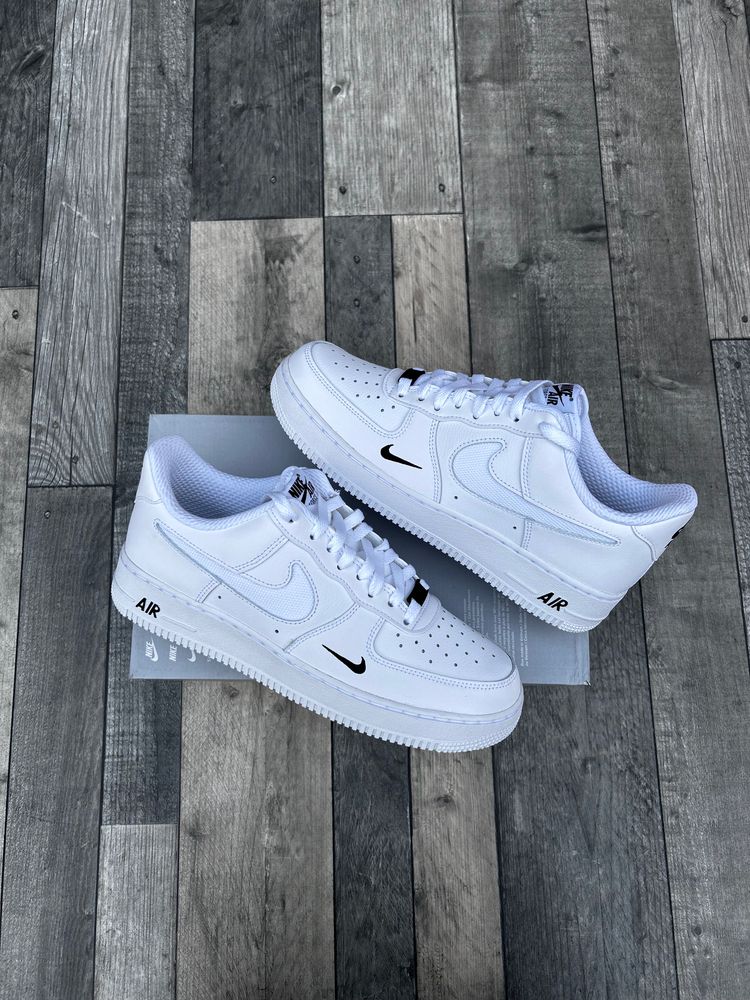 Nike Air Force 1 '07 LV8 Trainers ‘White Reflective Black’ - Size UK 8  image 2