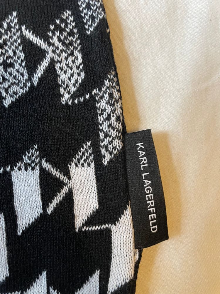 Karl Lagerfeld Black Patterned Sweater 4