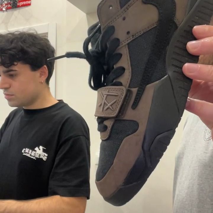 Jordan jumpman jack mocha 42.5 usata product image