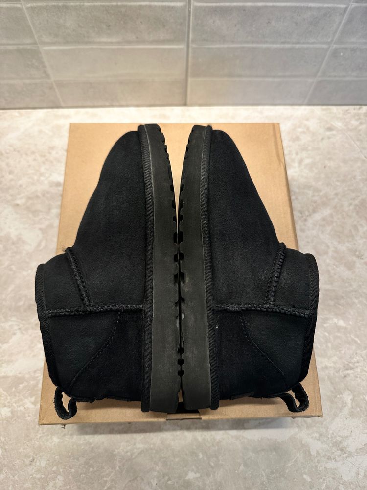 Ugg Black Ultra Mini  4