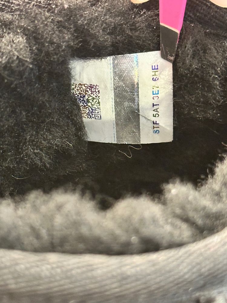 Ugg Black Ultra Mini  7