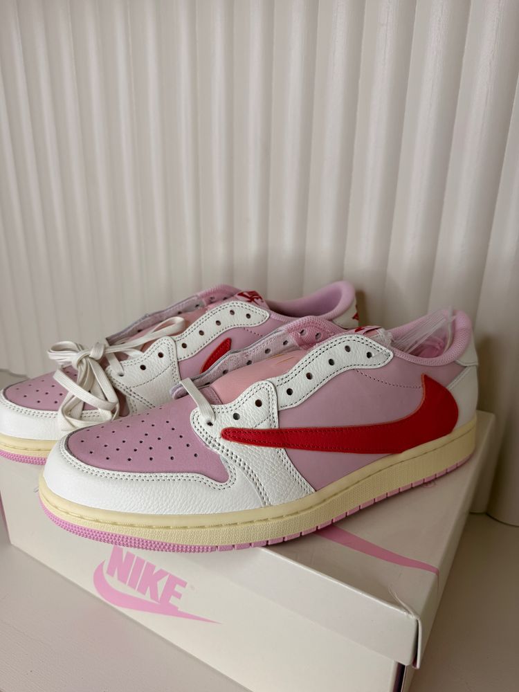Nike Low-Top Sneakers tropicals  image 3