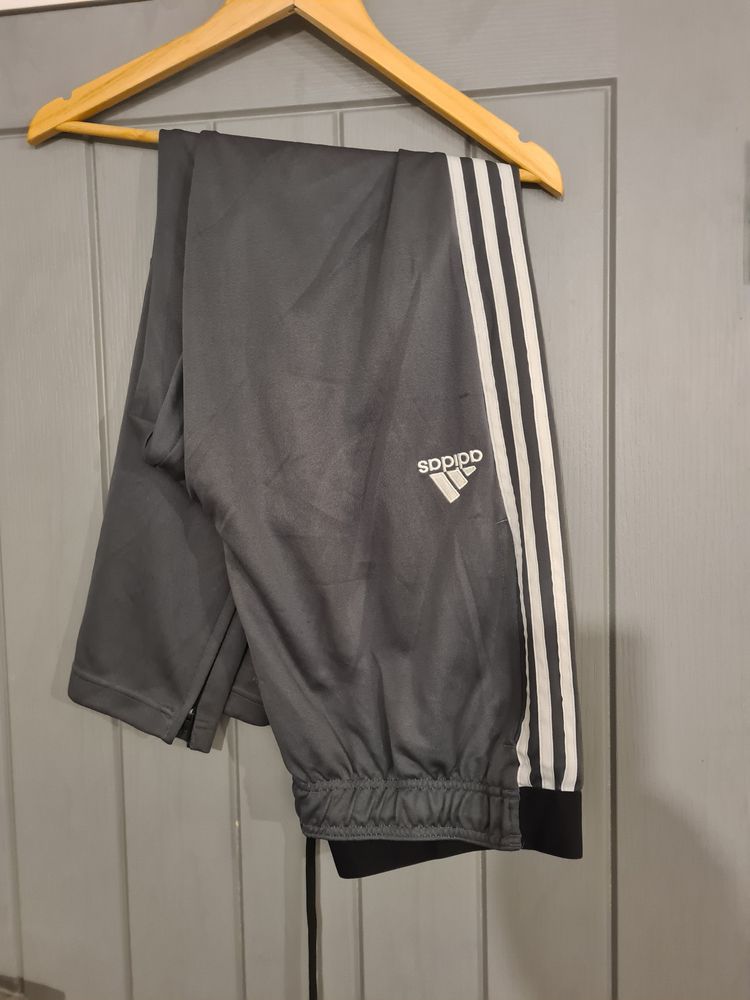 mens joggers image 1