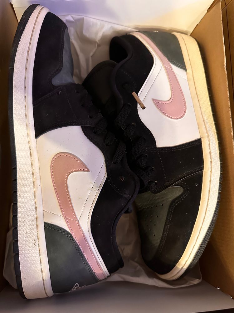 Nike Nike Sneakers product image