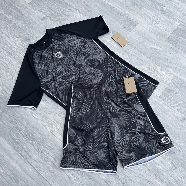 Nike Academy Strike+ Dri Fit Top and Shorts Set - Black/Grey