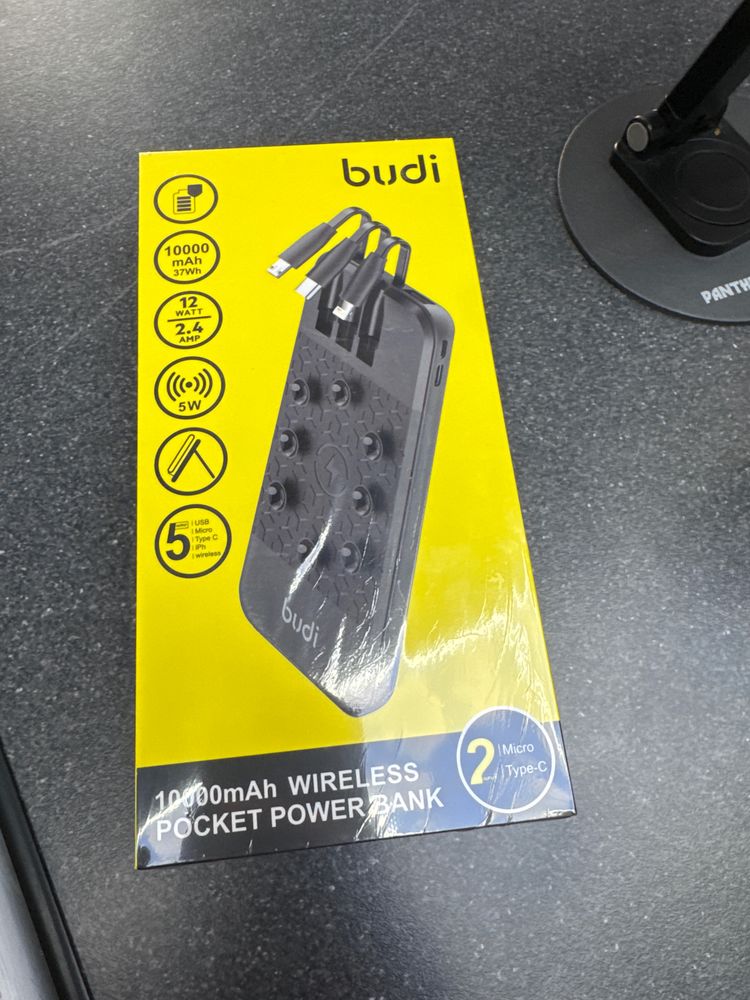 1-ONE Budi 10000 mAh power bank with wireless charging  product image