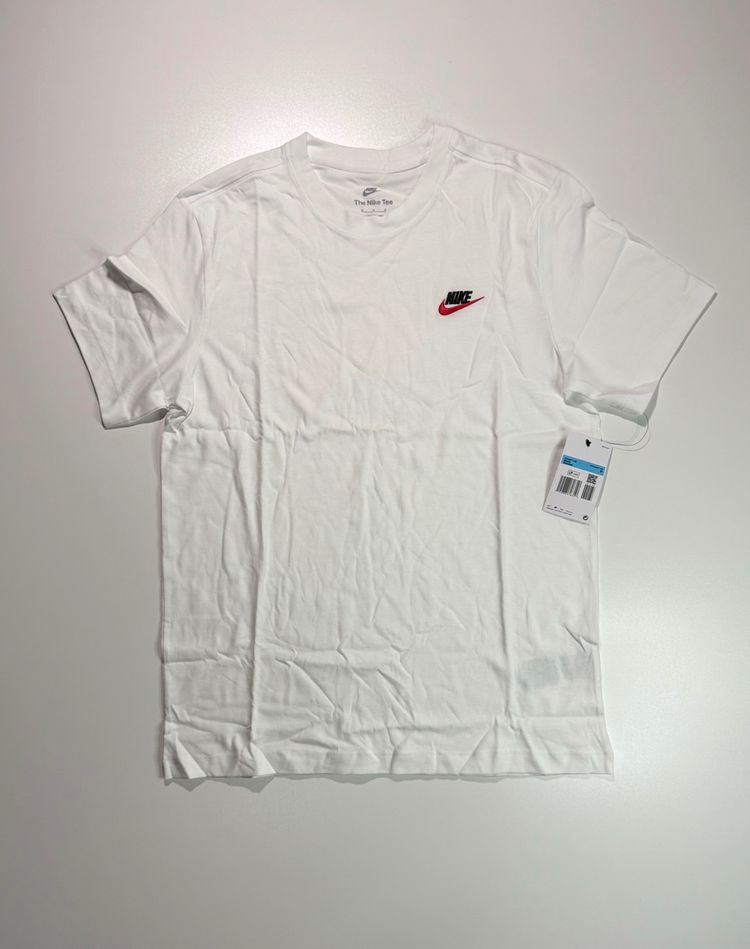 Nike White T-Shirt image 1