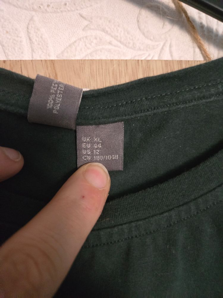 Sweaty Betty green top image 2
