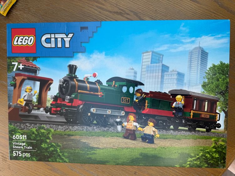 Lego City Vintage Steam Train