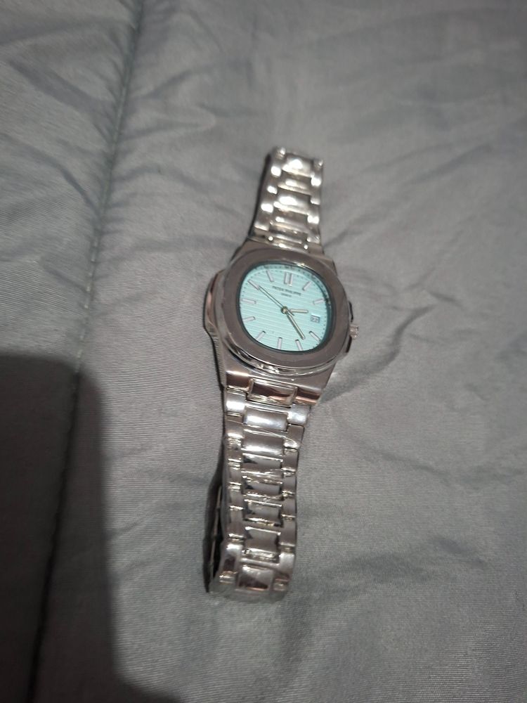 Reloj nuevo  image 1