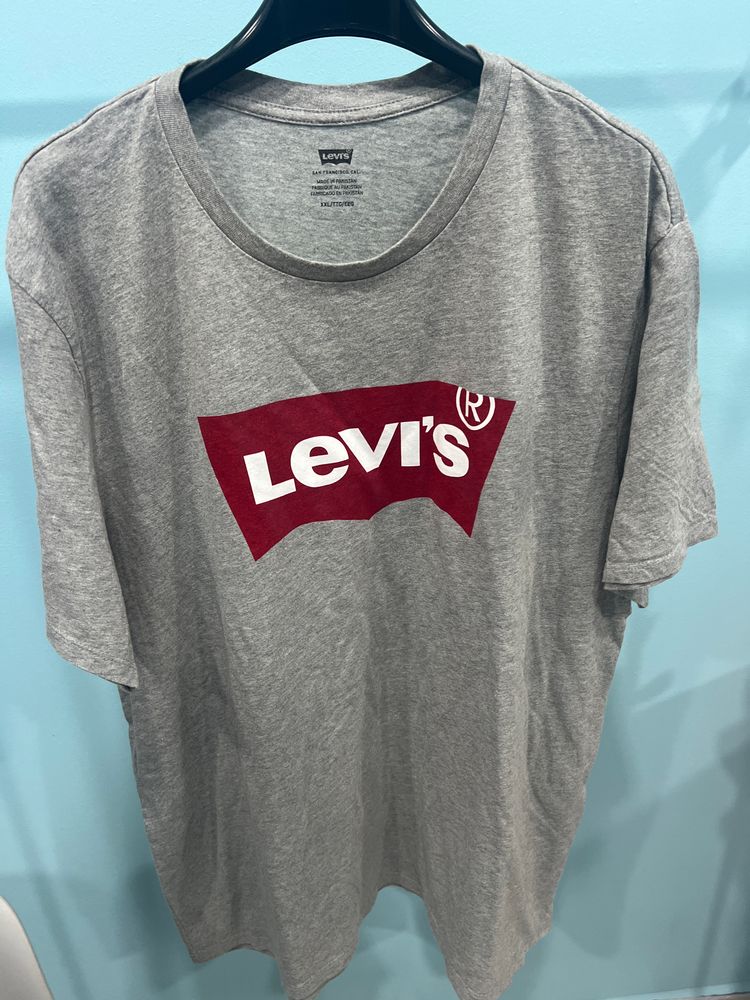 Levi'S Grey T-Shirt