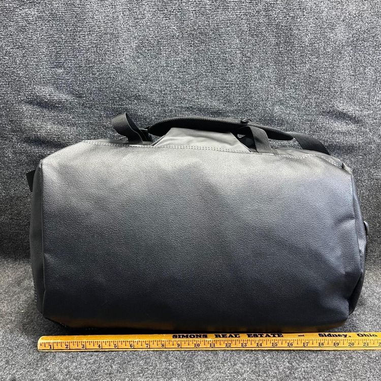 Husky Black Duffel Bag image 4