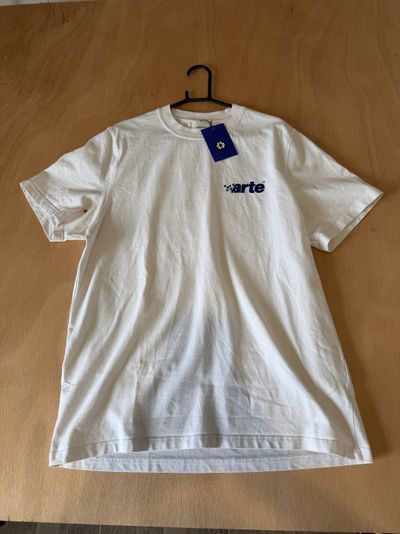 Arte White T-Shirt -M 1521