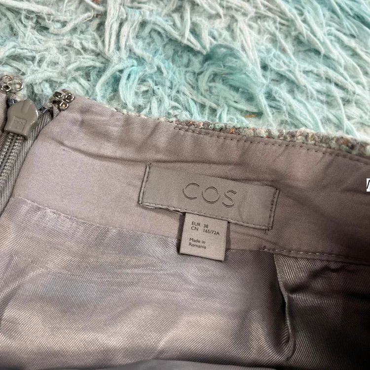 Immagine di Grey Speckled Cos Skirt - Size 10 3