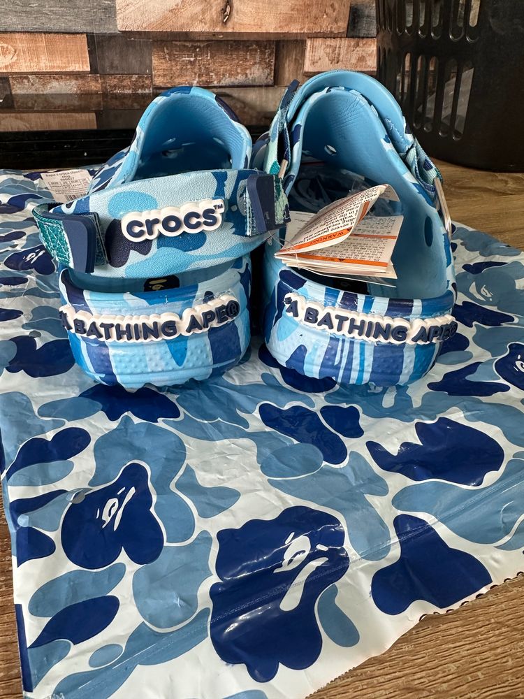Crocs X A Bathing Ape Camo Clogs obraz 2